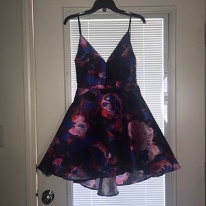 Short formal dress/ Worn once